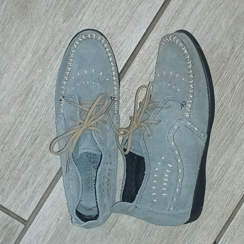 Minnetonka Leather Ankle Boot Moccasin Laceup Blue